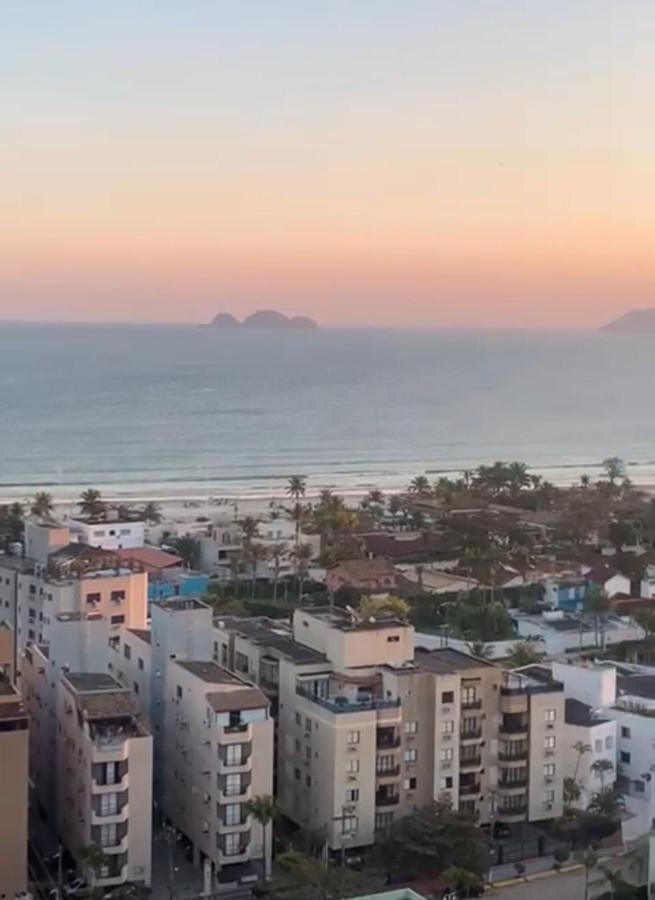 Apartamento com Vista do Mar